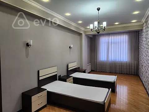 Kirayə verilir 3 otaqlı yeni tikili 125 m²
