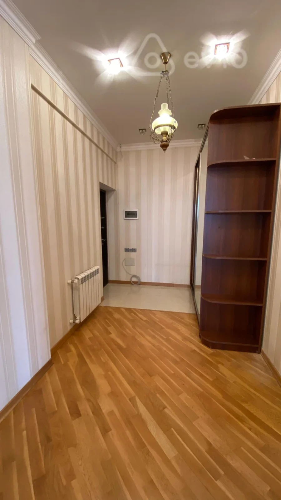 Kirayə verilir 2 otaqlı yeni tikili 89 m²