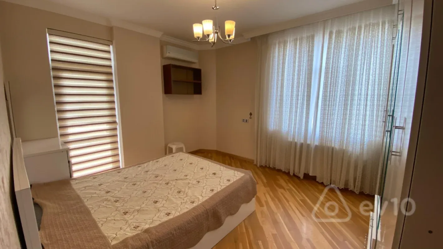 Kirayə verilir 2 otaqlı yeni tikili 89 m²