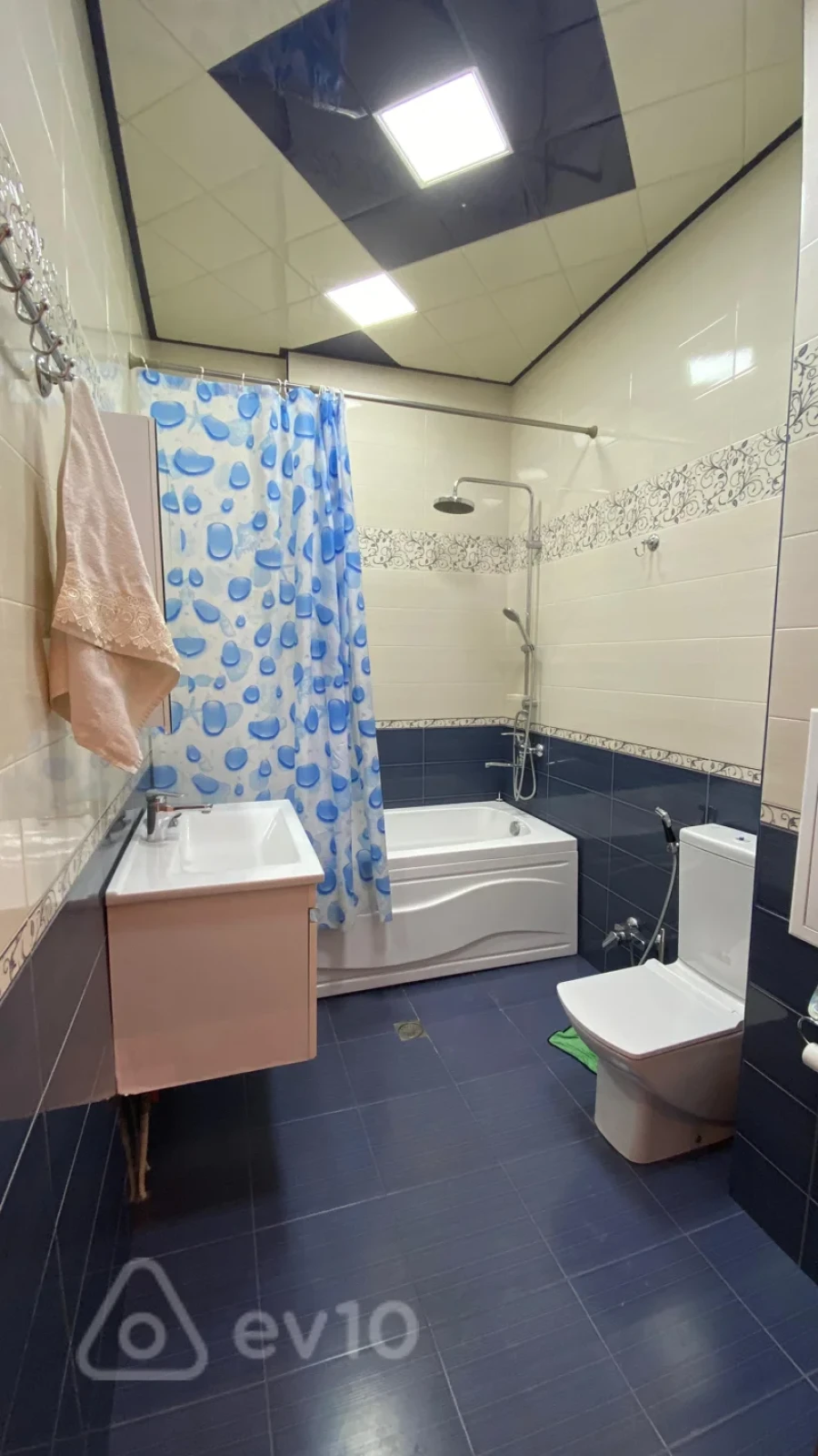 Kirayə verilir 2 otaqlı yeni tikili 89 m²