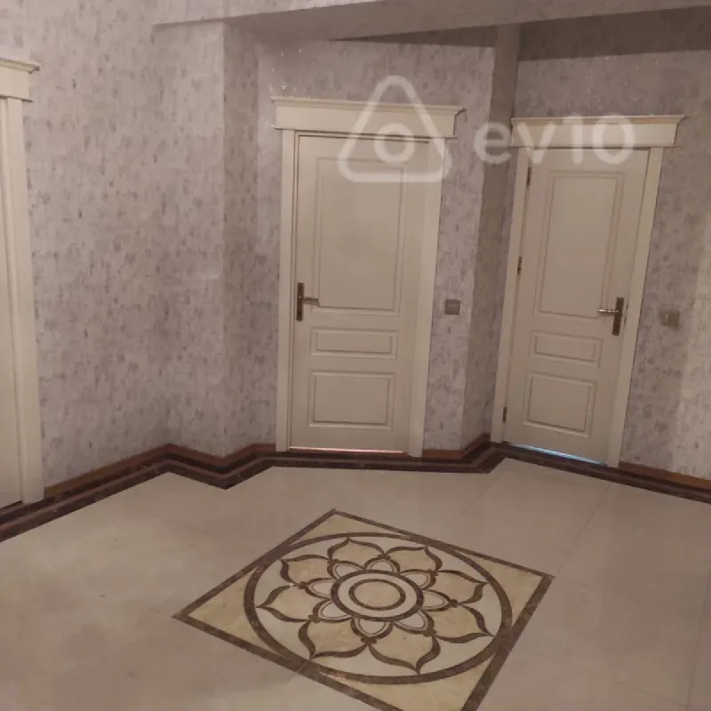 Kirayə verilir 3 otaqlı yeni tikili 155 m²