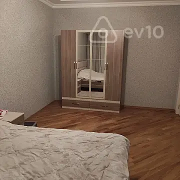 Kirayə verilir 3 otaqlı yeni tikili 155 m²
