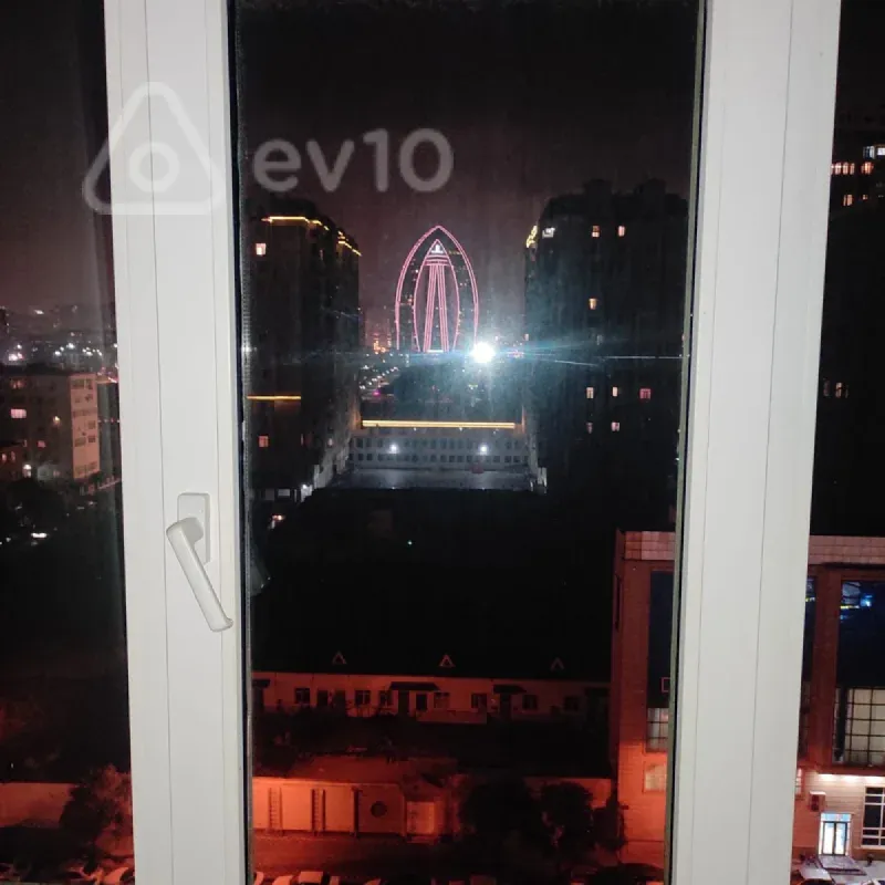 Kirayə verilir 3 otaqlı yeni tikili 155 m²