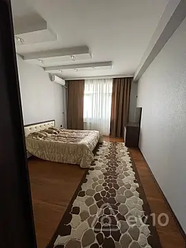 Kirayə verilir 3 otaqlı yeni tikili 150 m²