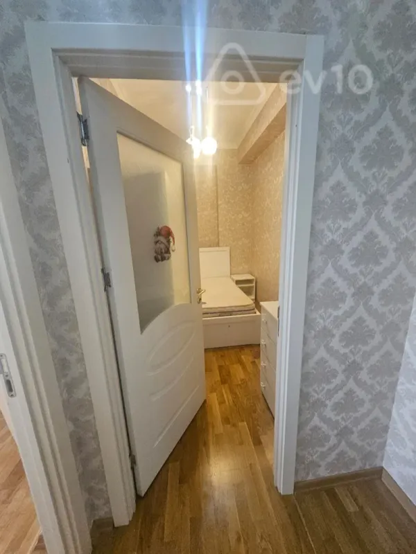 Satılır 3 otaqlı yeni tikili 72 m²