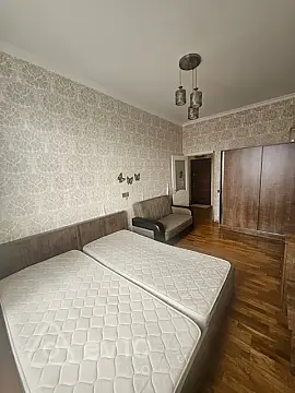 Satılır 3 otaqlı yeni tikili 72 m²