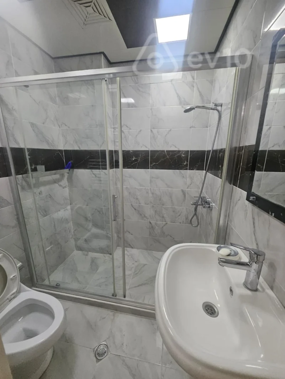 Satılır 3 otaqlı yeni tikili 72 m²