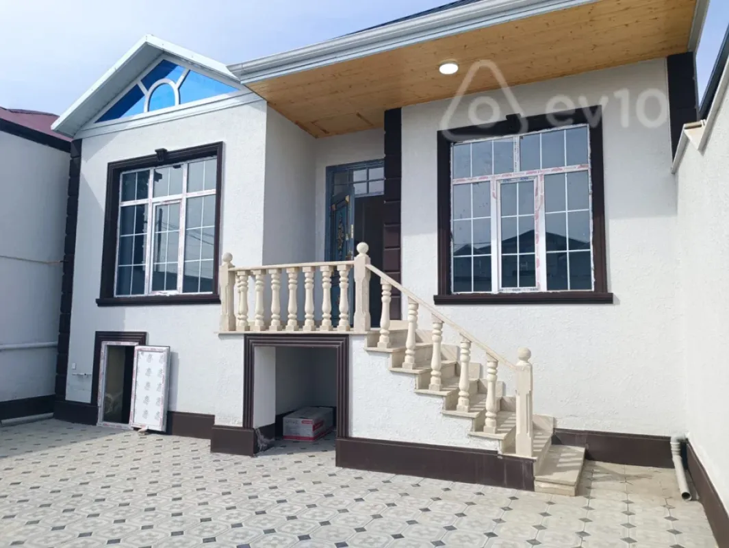 Satılır 3 otaqlı həyət evi 100 m²