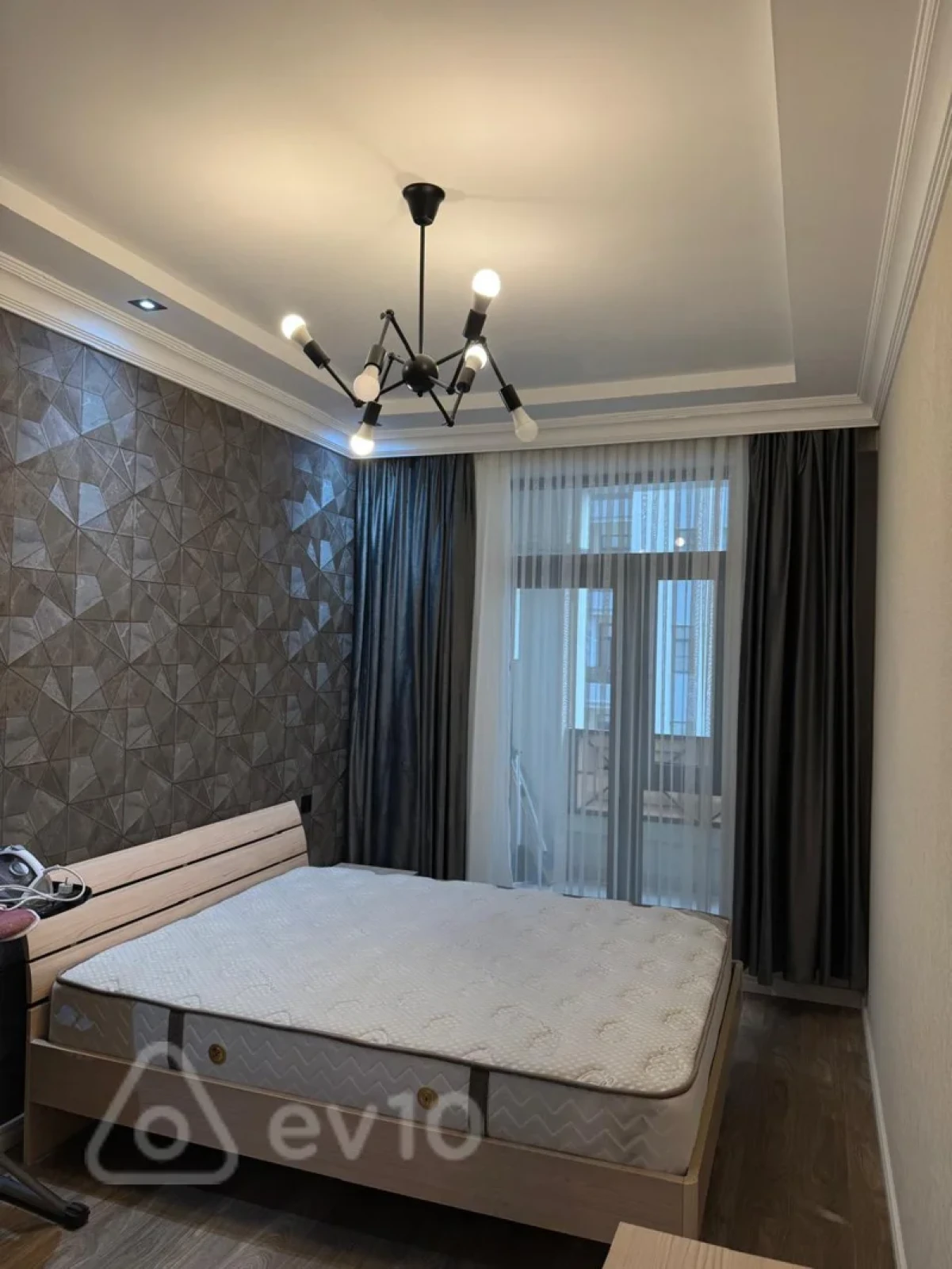 Kirayə verilir 3 otaqlı yeni tikili 85 m²