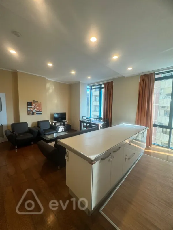 Kirayə verilir 3 otaqlı yeni tikili 106 m²