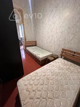 Kirayə verilir 1 otaqlı köhnə tikili 30 m²
