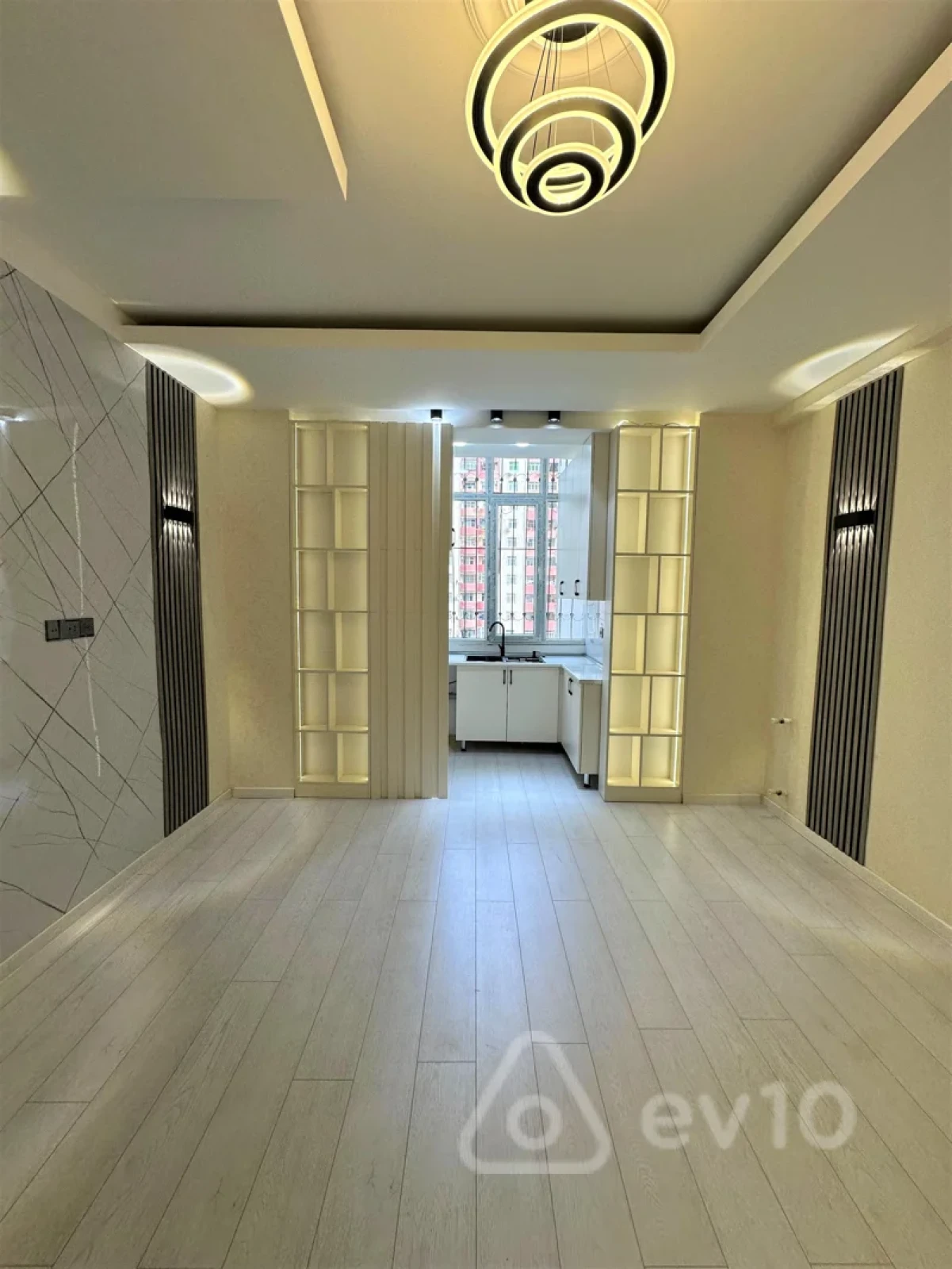 Satılır 2 otaqlı yeni tikili 55 m²