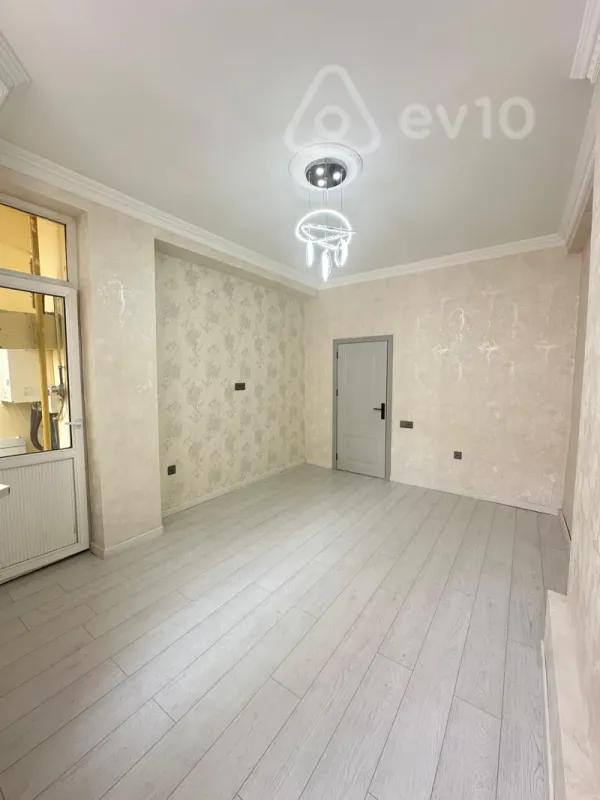 Satılır 2 otaqlı yeni tikili 55 m²