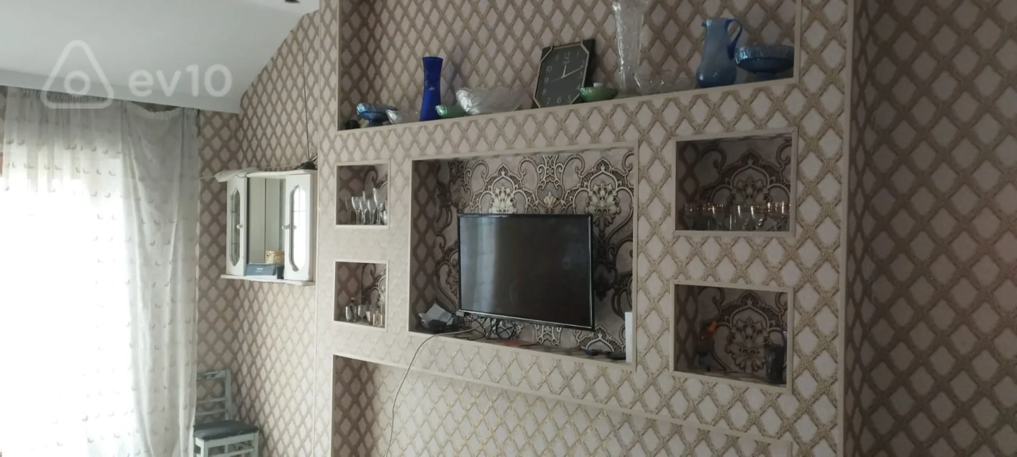 Kirayə verilir 2 otaqlı yeni tikili 40 m²