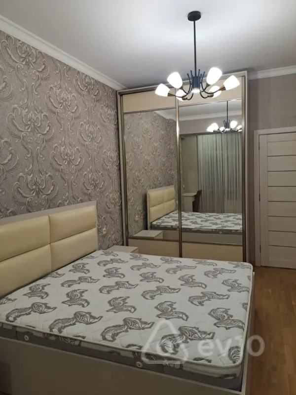 Kirayə verilir 2 otaqlı yeni tikili 55 m²