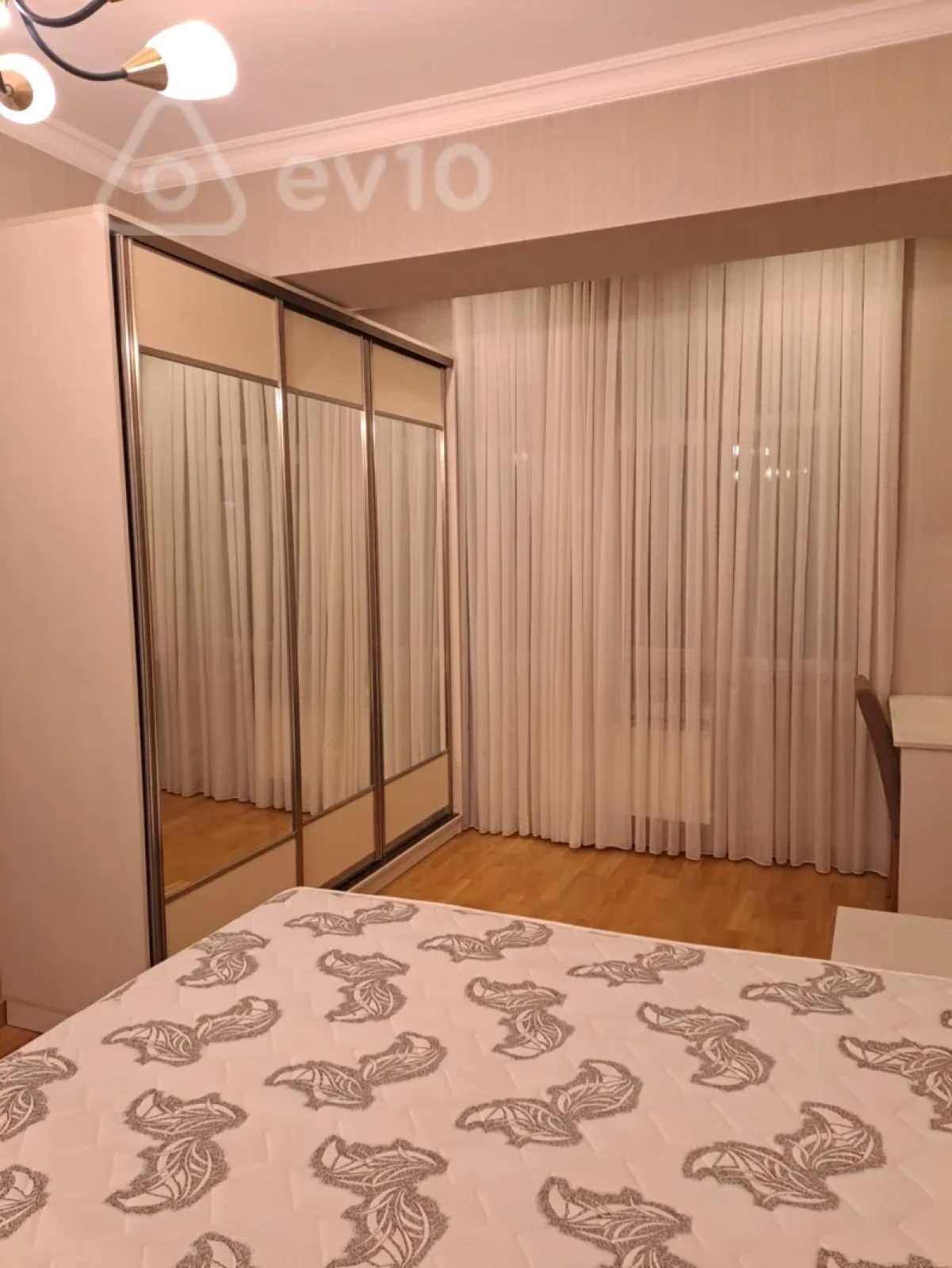 Kirayə verilir 2 otaqlı yeni tikili 55 m²