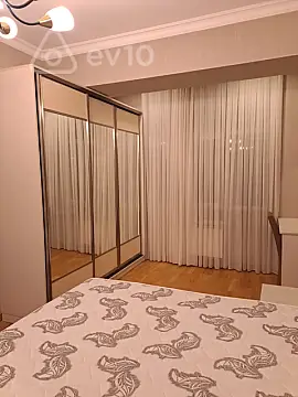 Kirayə verilir 2 otaqlı yeni tikili 55 m²