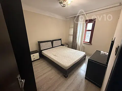 Kirayə verilir 3 otaqlı köhnə tikili 80 m² — Bakı, Yasamal 3 otaq 80.00 m²