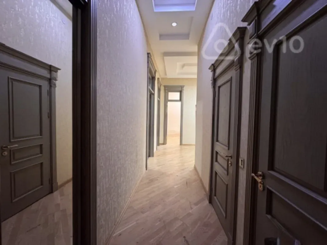 Kirayə verilir 3 otaqlı ofis 120 m²