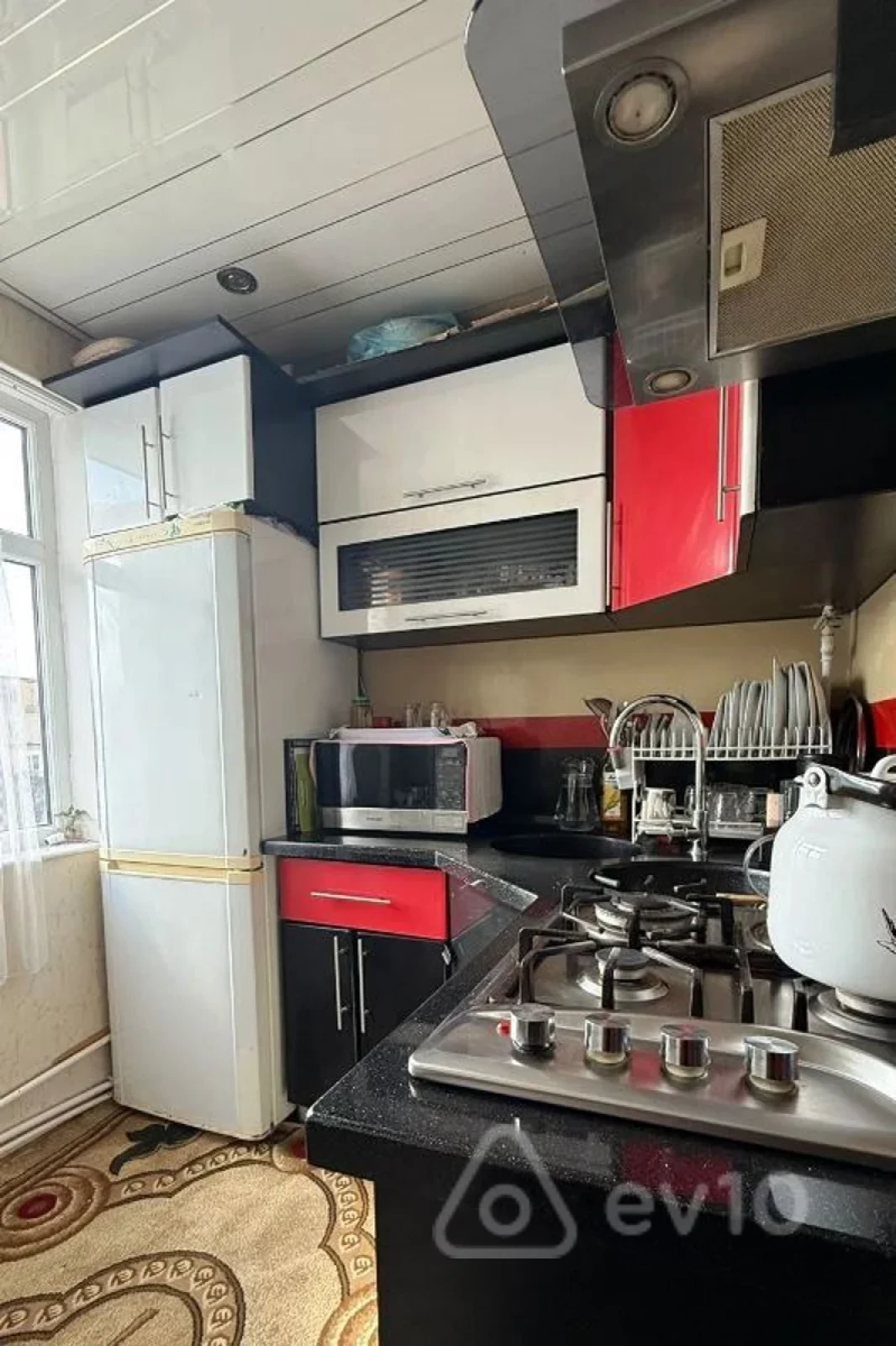 Satılır 3 otaqlı köhnə tikili 70 m²