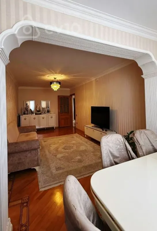 Satılır 3 otaqlı köhnə tikili 70 m²