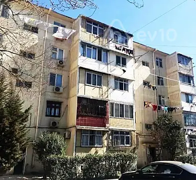 Satılır 3 otaqlı köhnə tikili 70 m² — Bakı, Nizami 3 otaq 70.00 m²