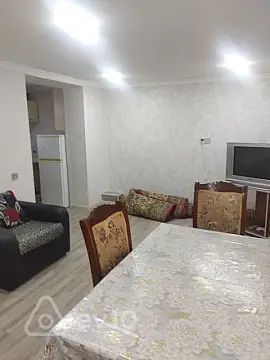 Kirayə verilir 2 otaqlı köhnə tikili 65 m²