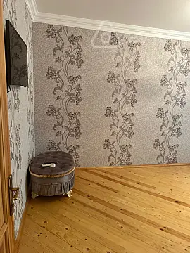 Kirayə verilir 2 otaqlı köhnə tikili 52 m²