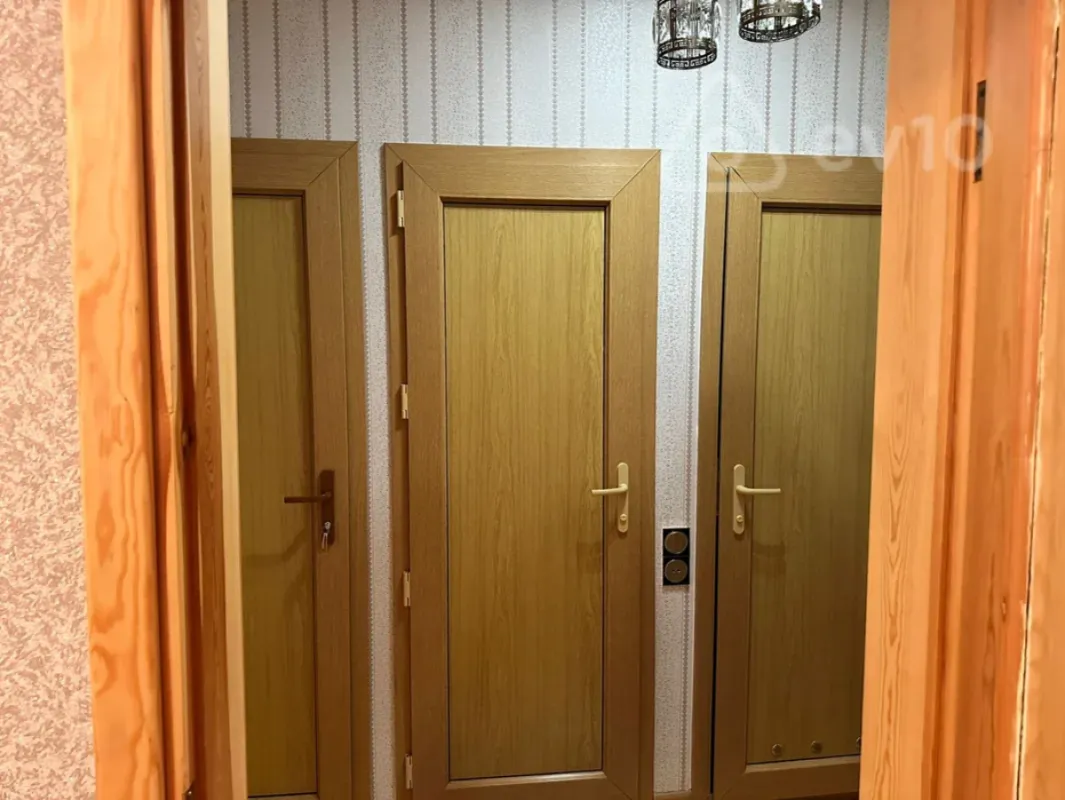 Kirayə verilir 2 otaqlı köhnə tikili 52 m²