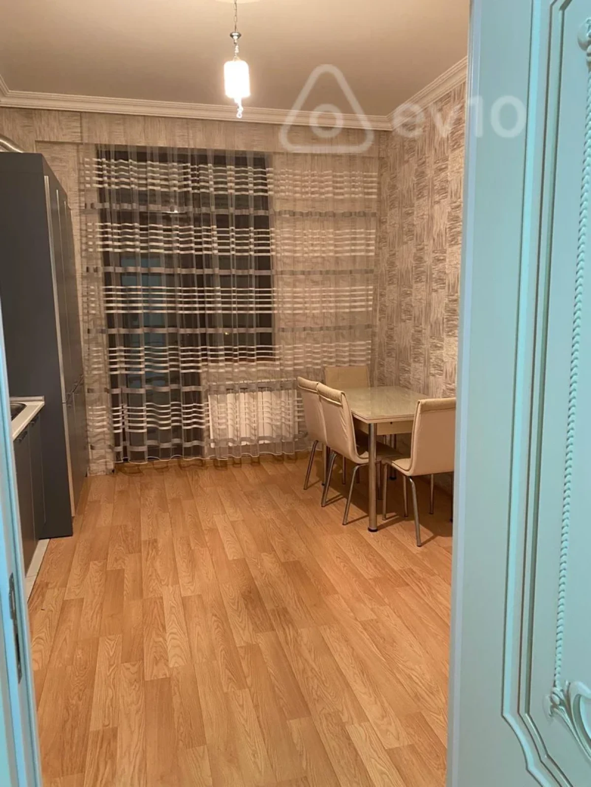 Kirayə verilir 3 otaqlı yeni tikili 110 m²