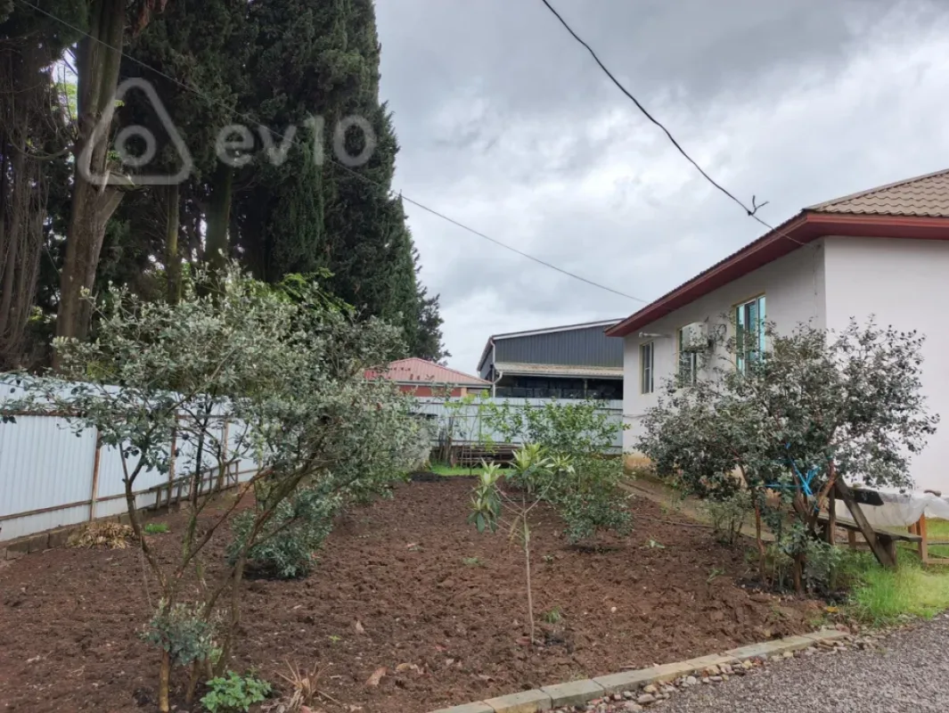 Satılır 4 otaqlı həyət evi 132 m²