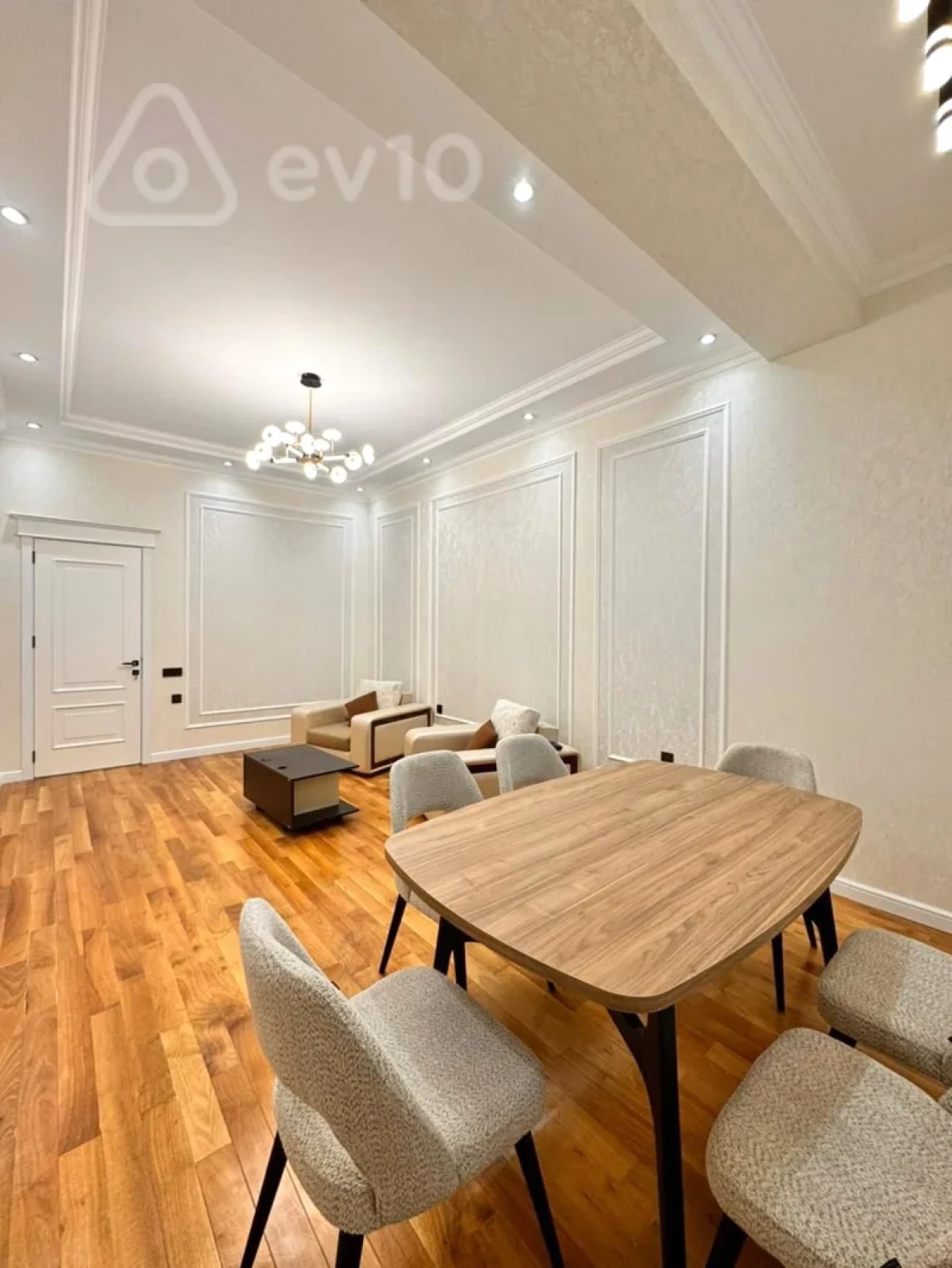 Kirayə verilir 2 otaqlı yeni tikili 68 m²