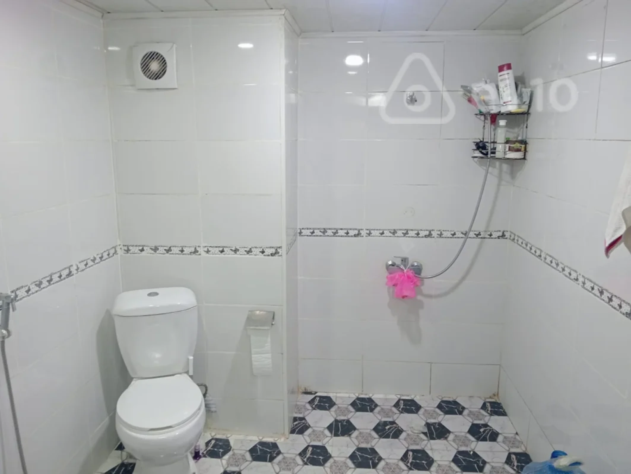 Kirayə verilir 4 otaqlı yeni tikili 90 m²