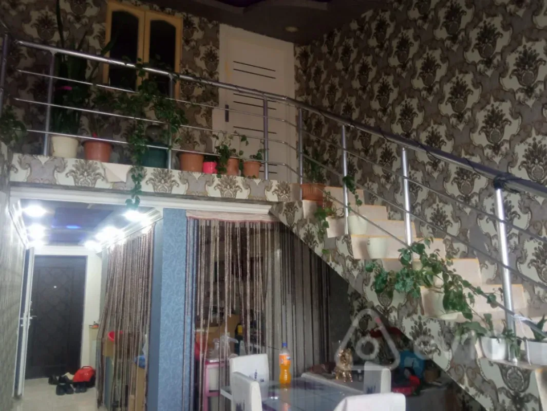 Kirayə verilir 4 otaqlı yeni tikili 90 m²