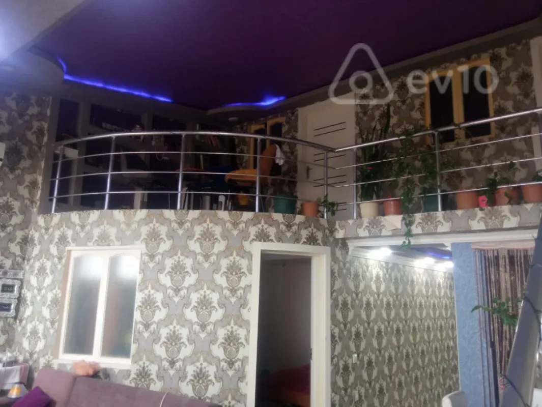 Kirayə verilir 4 otaqlı yeni tikili 90 m²