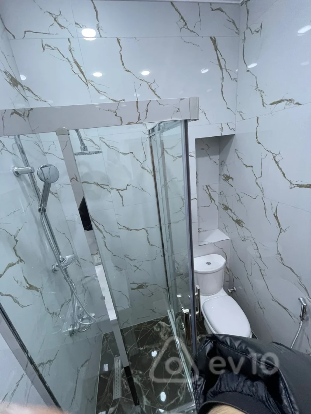 Kirayə verilir 2 otaqlı yeni tikili 82 m²