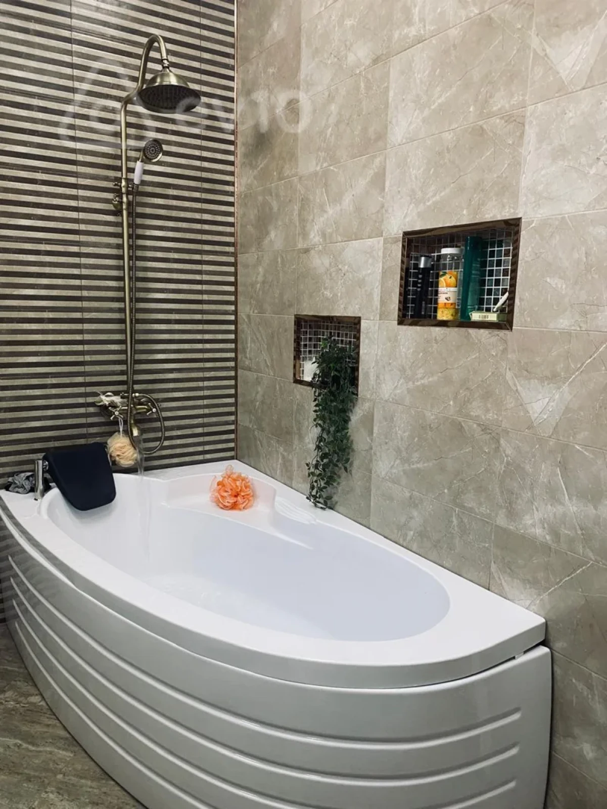 Satılır 4 otaqlı həyət evi 160 m²