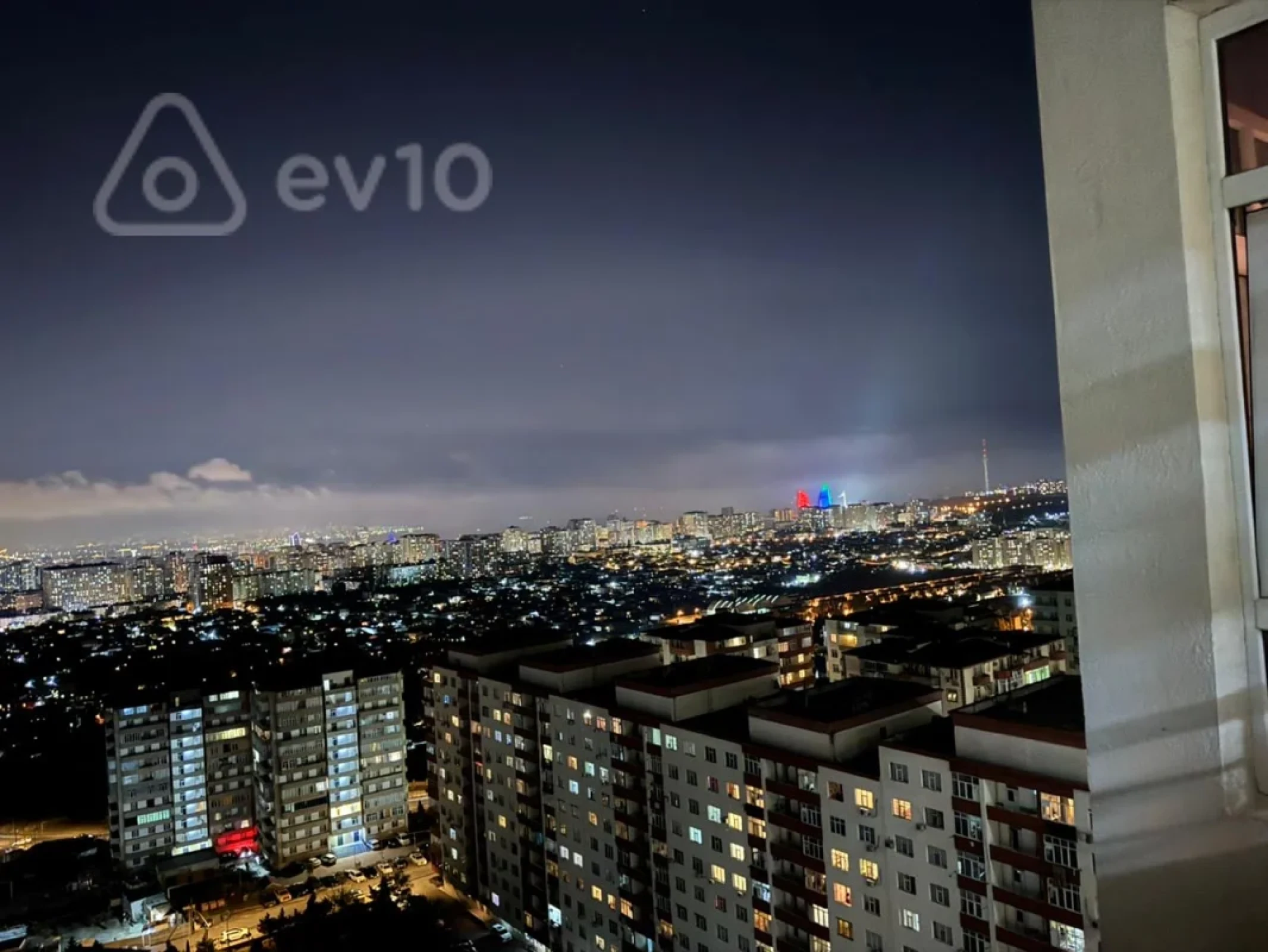 Kirayə verilir 3 otaqlı yeni tikili 130 m²