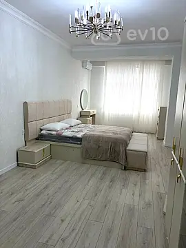 Kirayə verilir 3 otaqlı yeni tikili 140 m²