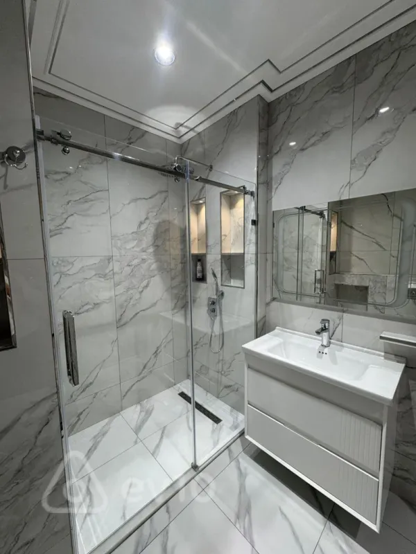 Kirayə verilir 3 otaqlı yeni tikili 180 m²