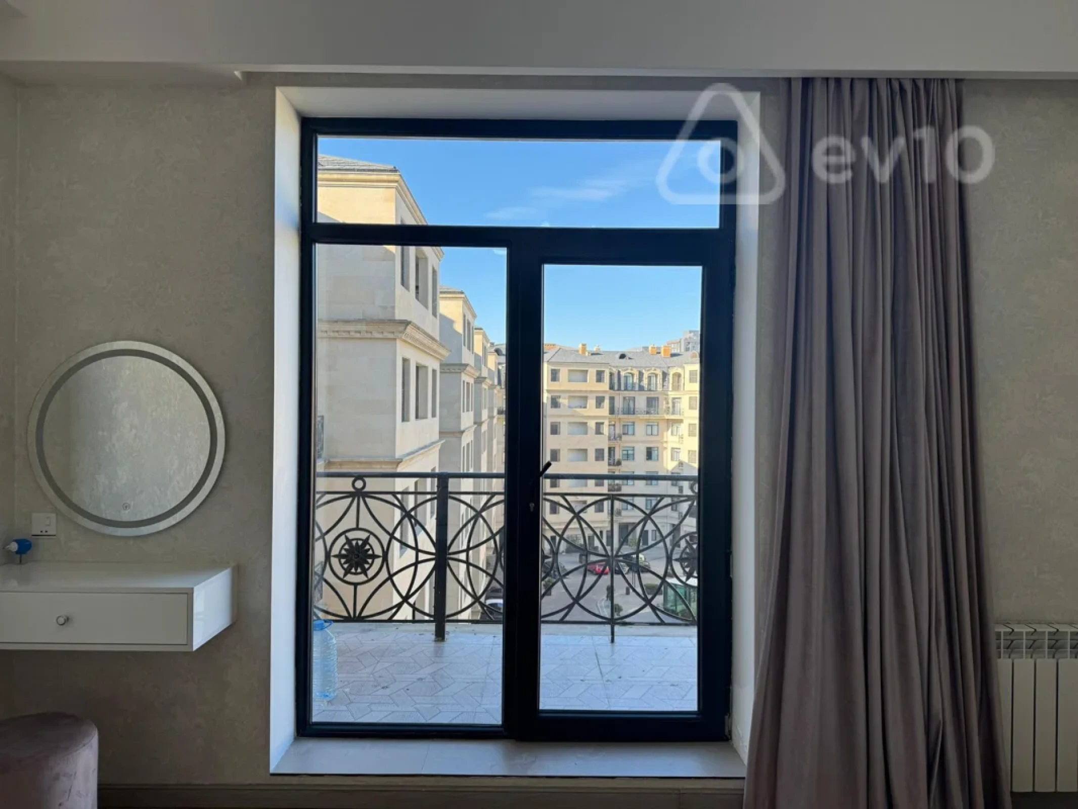 Kirayə verilir 3 otaqlı yeni tikili 180 m²