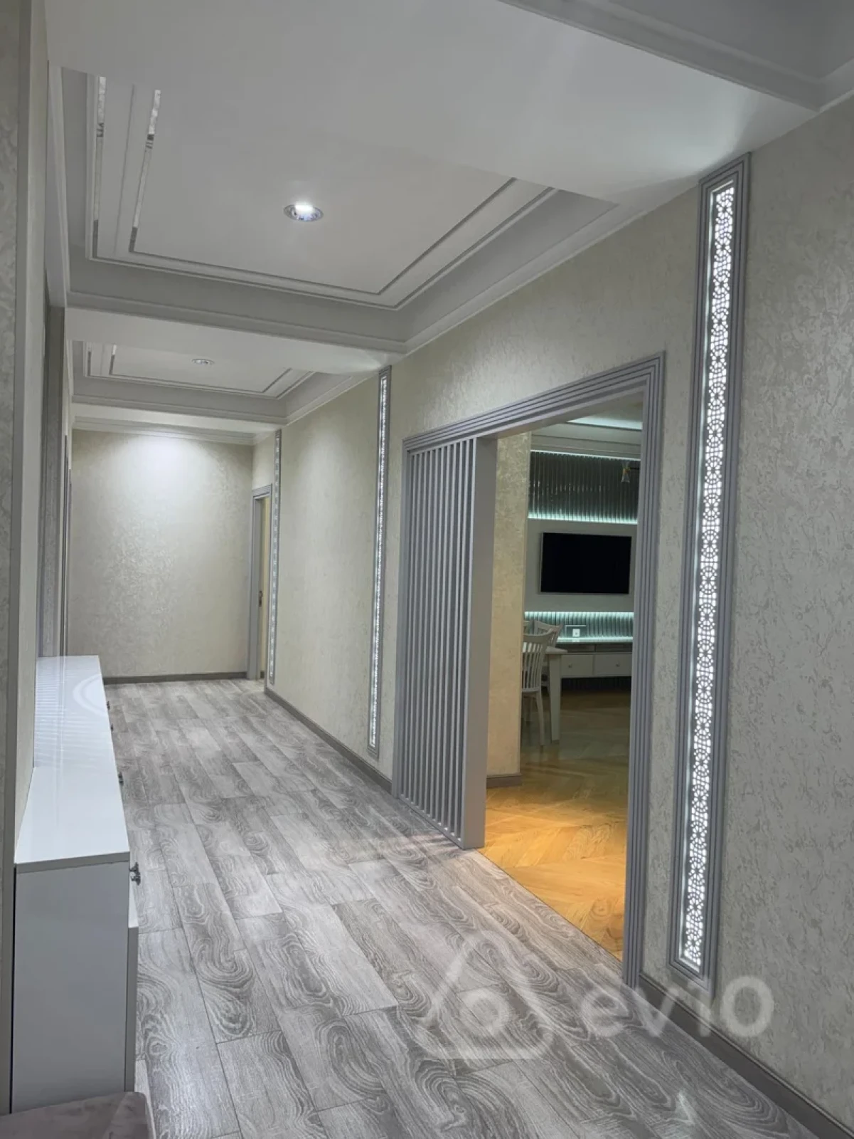 Kirayə verilir 3 otaqlı yeni tikili 180 m²
