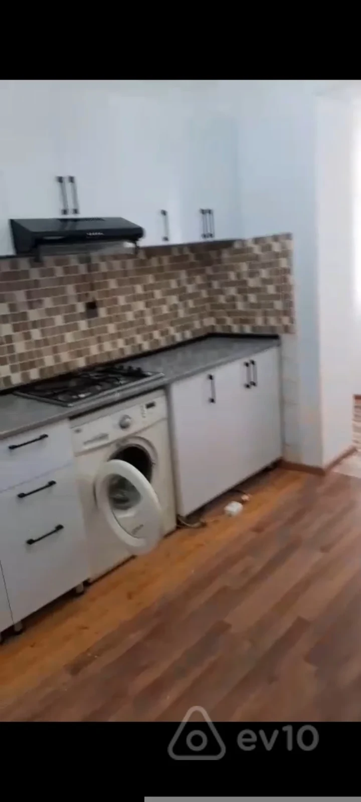 Kirayə verilir 3 otaqlı köhnə tikili 65 m²