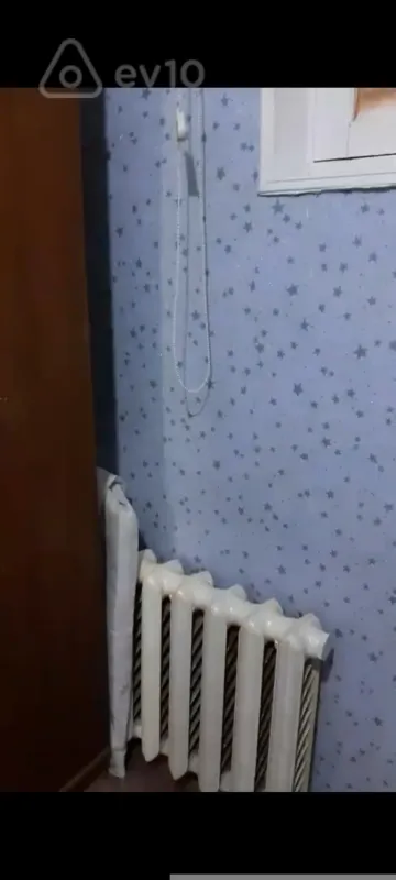 Kirayə verilir 3 otaqlı köhnə tikili 65 m²