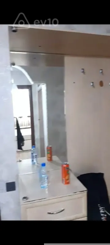 Kirayə verilir 3 otaqlı köhnə tikili 65 m²