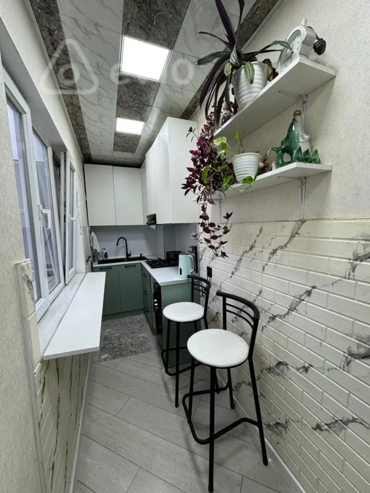 Satılır 4 otaqlı köhnə tikili 70 m²