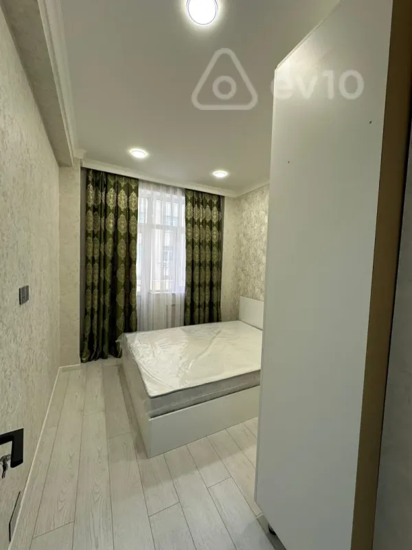 Satılır 2 otaqlı yeni tikili 70 m²