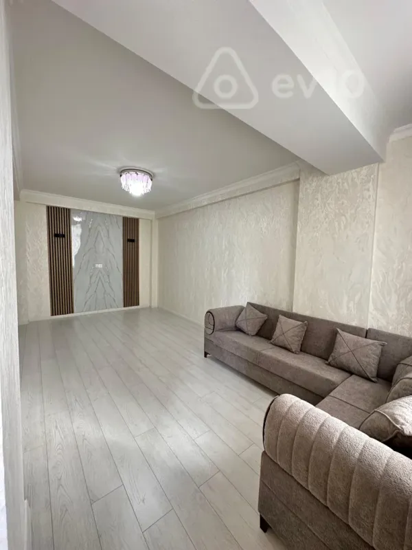 Satılır 2 otaqlı yeni tikili 70 m²