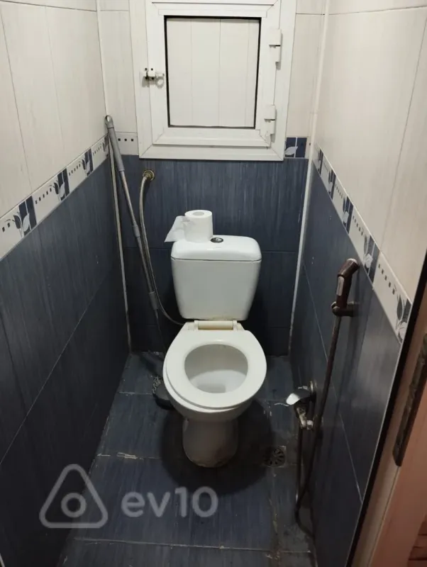 Kirayə verilir 3 otaqlı köhnə tikili 70 m²