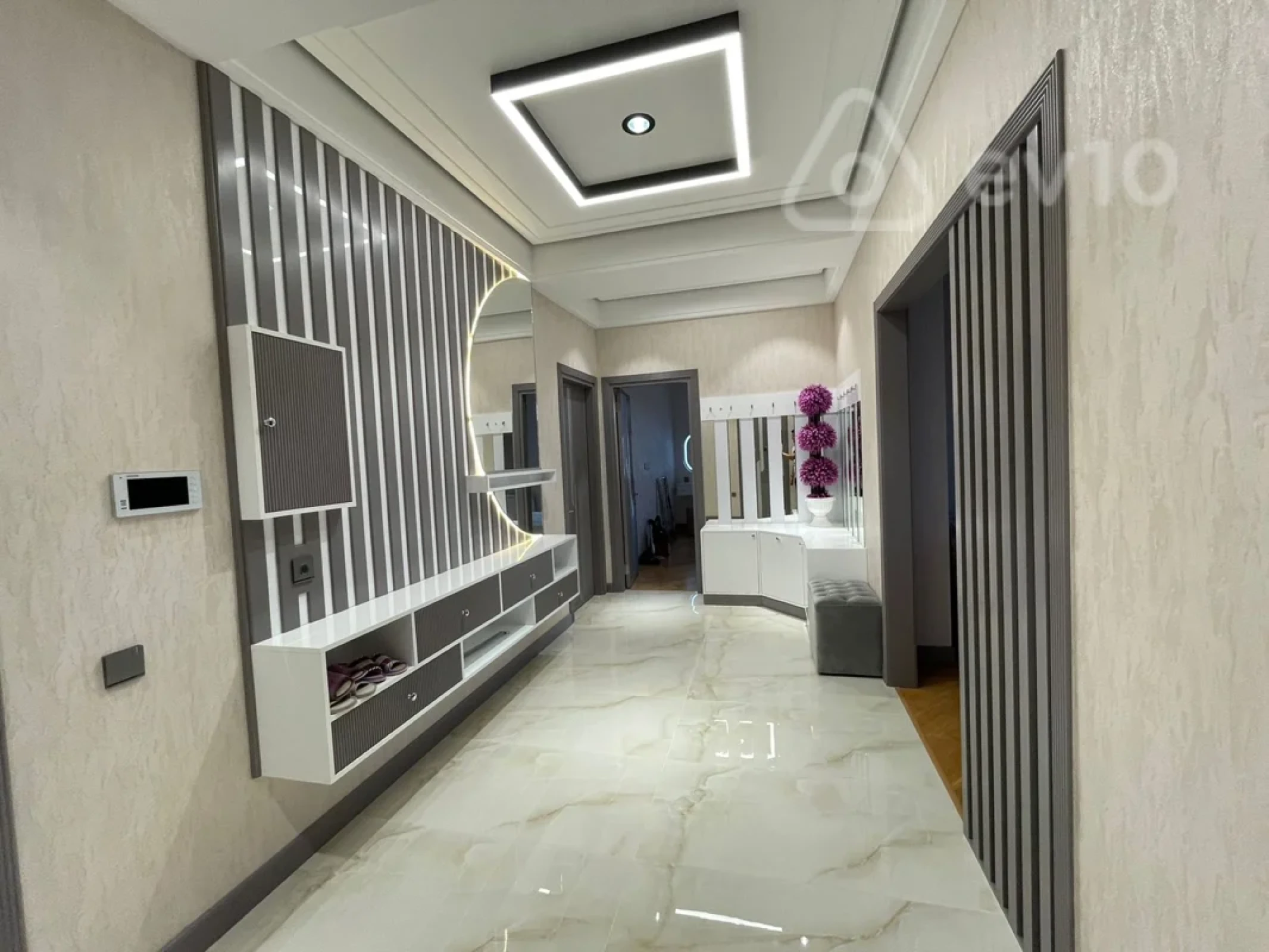 Kirayə verilir 3 otaqlı yeni tikili 150 m²